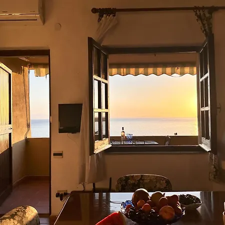 Apartamento Con Vista Mare A Terramala Terra Mala
