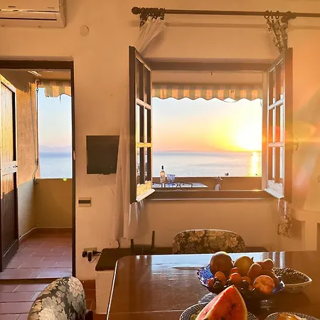 Con Vista Mare A Terramala Terra Mala